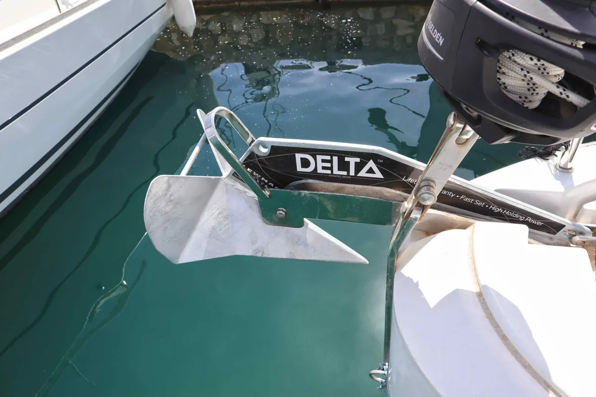 LIMA, a Bavaria C42 sailboat at Parikia, Greece