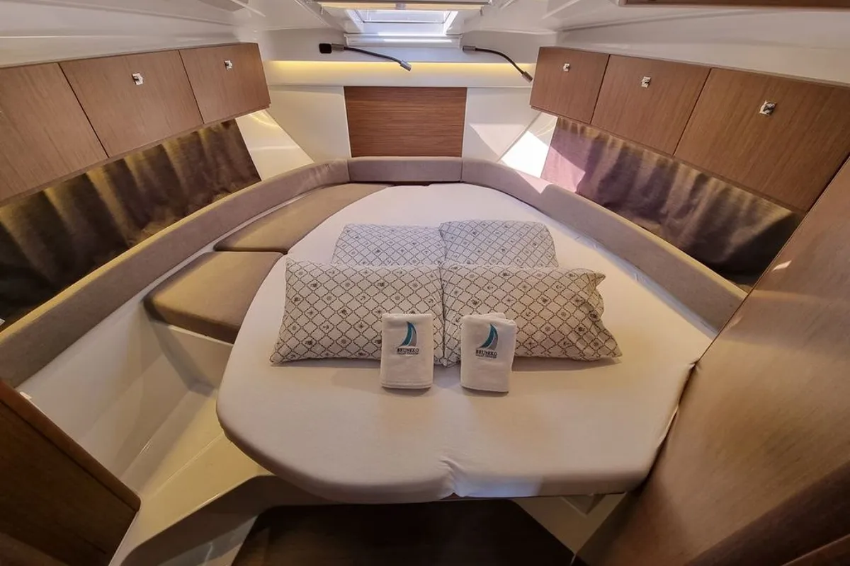 Cabin on Queen Korina, a Beneteau Antares 9 OB motorboat at Zadar, Croatia