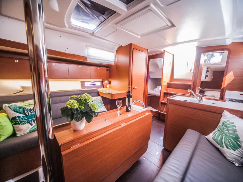 Salon of IDA (new sails 2023.), a Dufour 350 Grand Large sailboat at Primošten, Croatia
