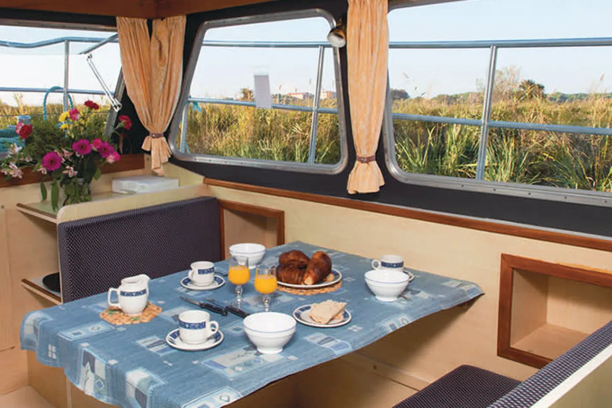 Salon of Sheba - Budget 12, a Cygnet Sheba motorboat at Saint-Usage, France