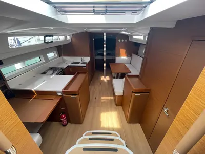 Salon of Alboran Amaretto, a Jeanneau Sun Odyssey 440 sailboat at El Rosario, Spain