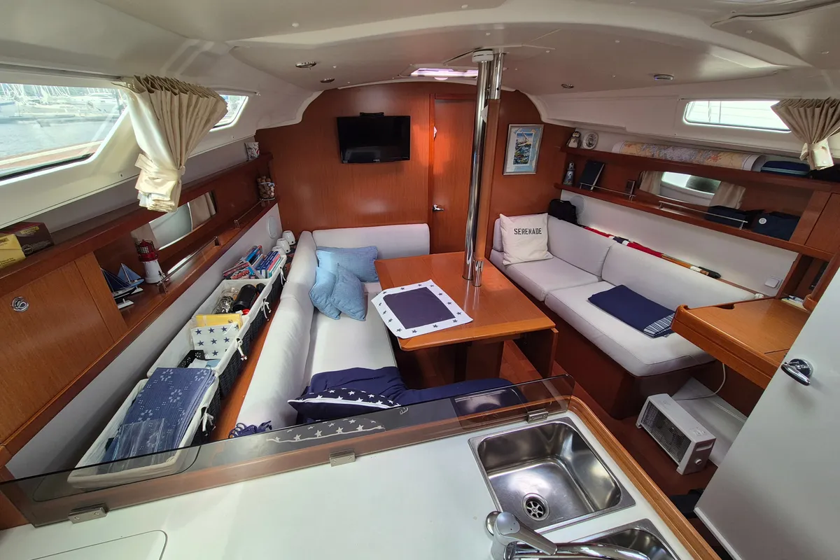 Salon of Serenade, a Beneteau Oceanis 37 sailboat at Bergen, Norway