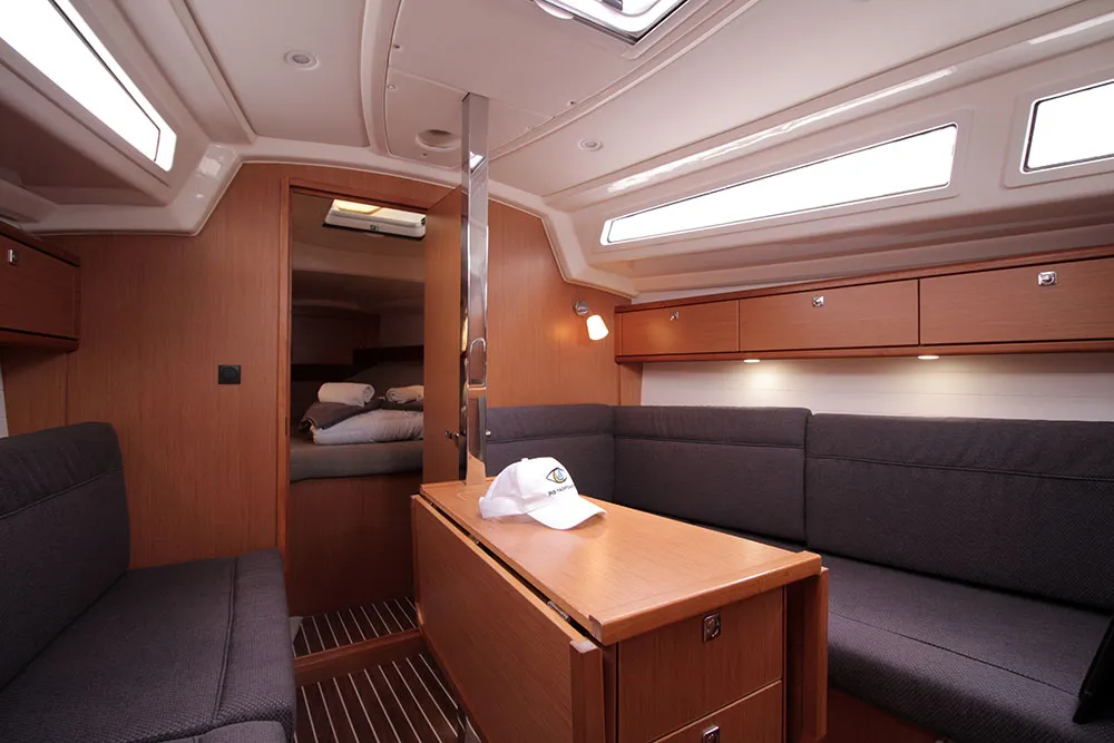 Salon of Callisto, a Bavaria Cruiser 33 sailboat at Llucmajor, Spain