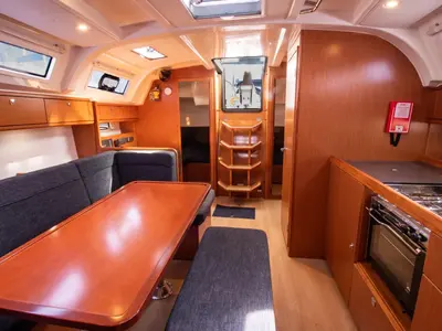 Salon of Electra, a Bavaria 41 sailboat at Pylaros, Greece