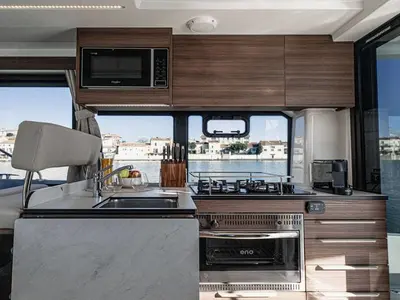Galley of Liberty - Luxury 9, a Cygnet Liberty motorboat at Saint-Gilles, France