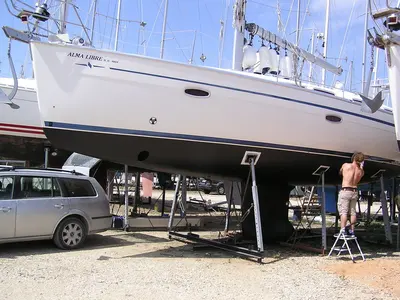 Exterior view of Alma Libre, a Bavaria 40 Cruiser sailboat at Municipal Unit of Lefkada, Greece