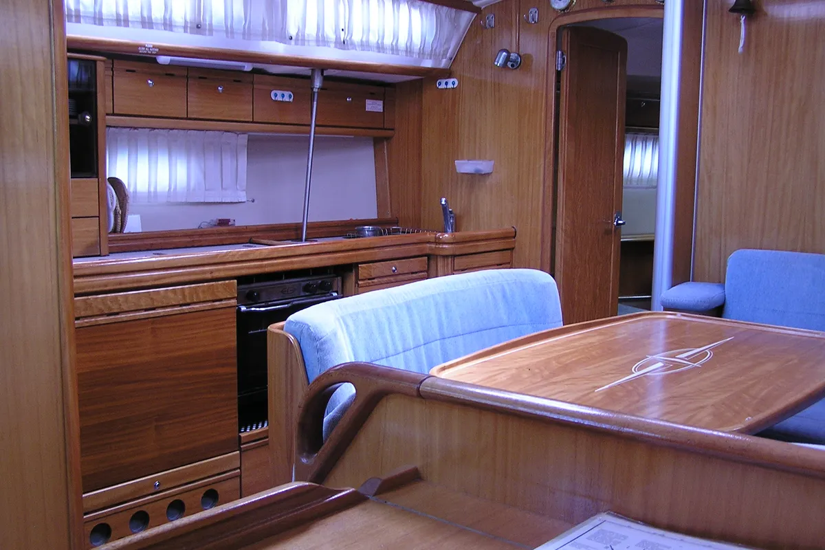 Salon of Alma Libre, a Bavaria 40 Cruiser sailboat at Municipal Unit of Lefkada, Greece