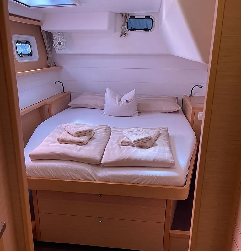 Cabin on Julius Cesar III, a Lagoon 450 F catamaran at Općina Rogoznica, Croatia