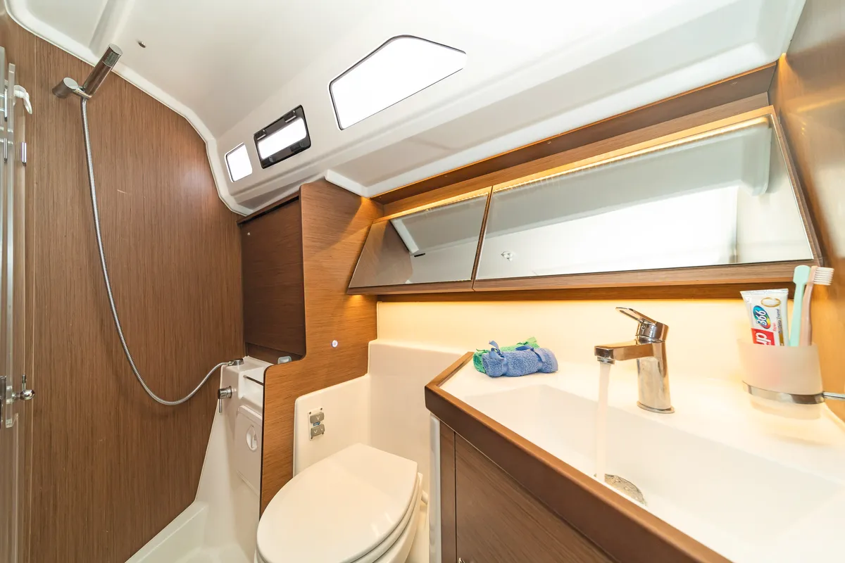 Head on Mojito, a Beneteau Oceanis 40.1 sailboat at Kos, Greece