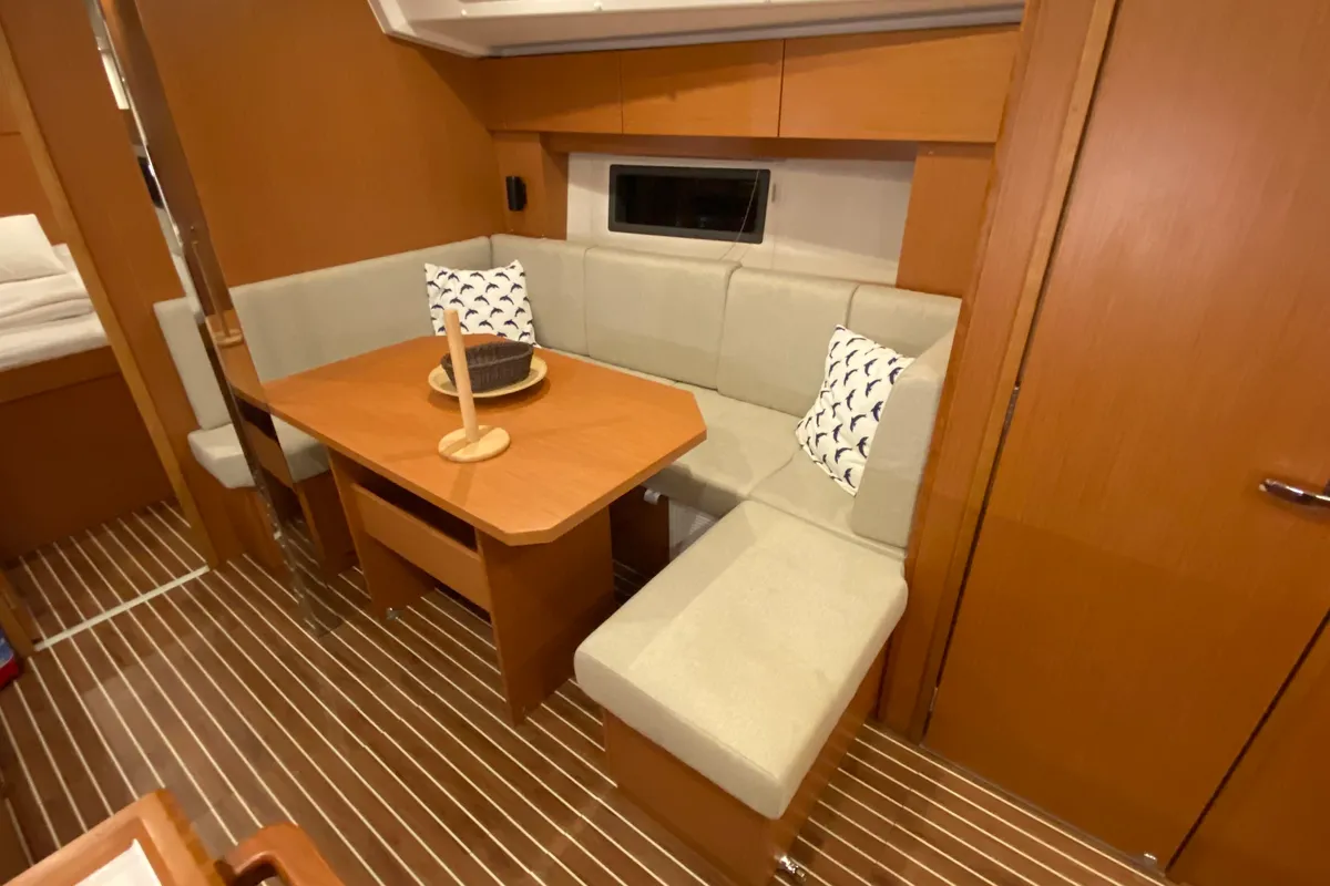 Salon of Luna 3, a Bavaria C38 sailboat at Fethiye, Turkey