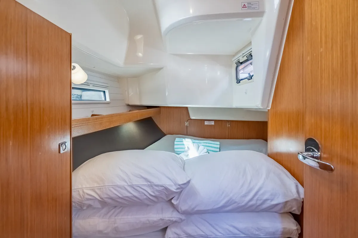 Cabin on Jitterbug, a Bavaria 37 sailboat at Road Town, British Virgin Islands
