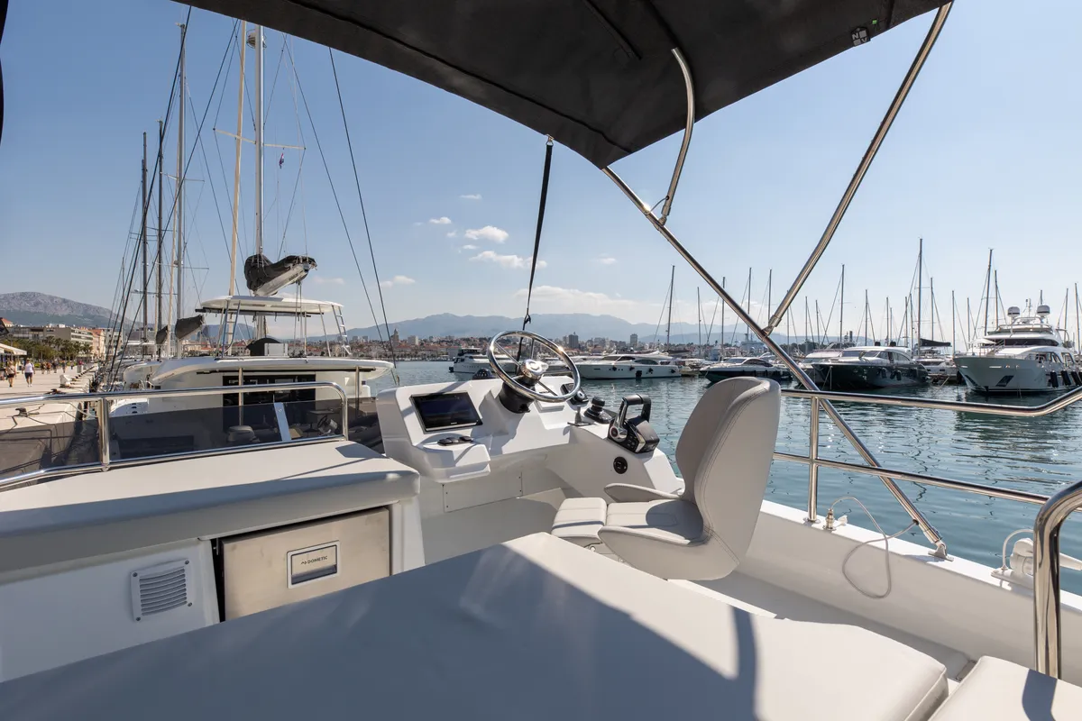 Cockpit of DESIRE, a Beneteau Antares 11 Fly OB motorboat at Split, Croatia