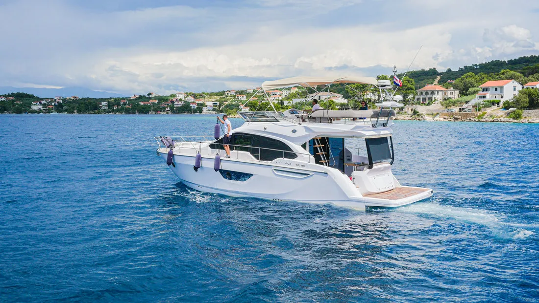 Exterior view of Stardust, a Sessa Fly 47 motor yacht at Općina Sukošan, Croatia
