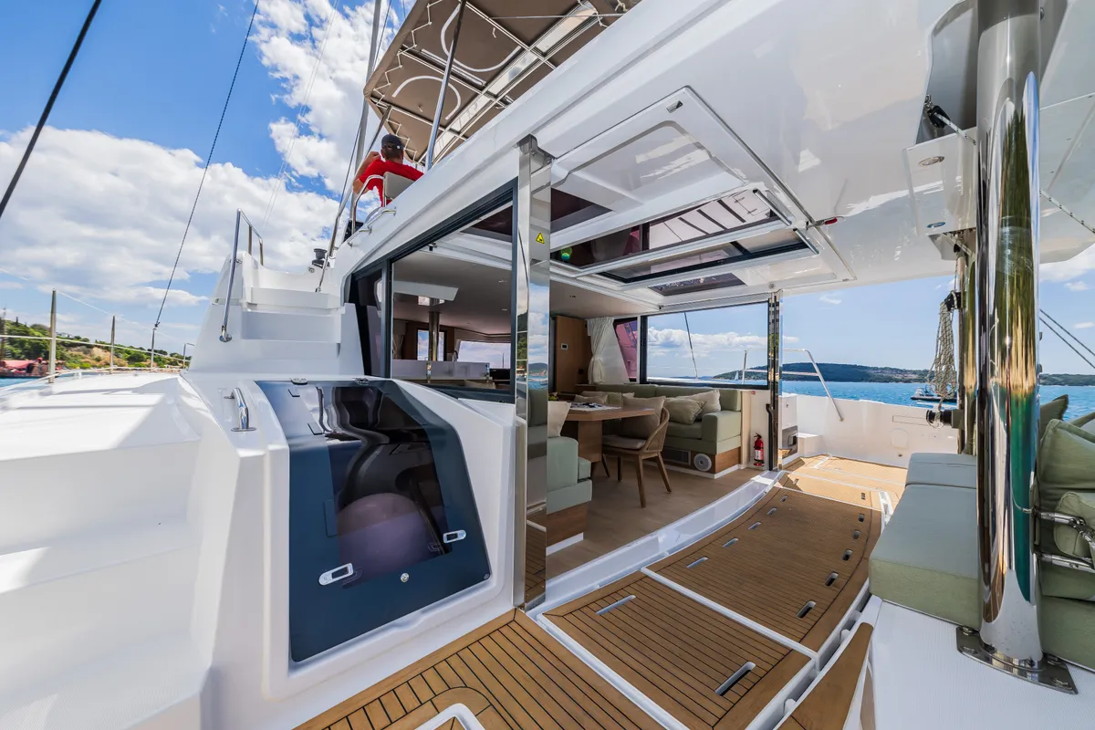 Salon of C'est la vie, a Bali 4.6 catamaran at Grad Kaštela, Croatia
