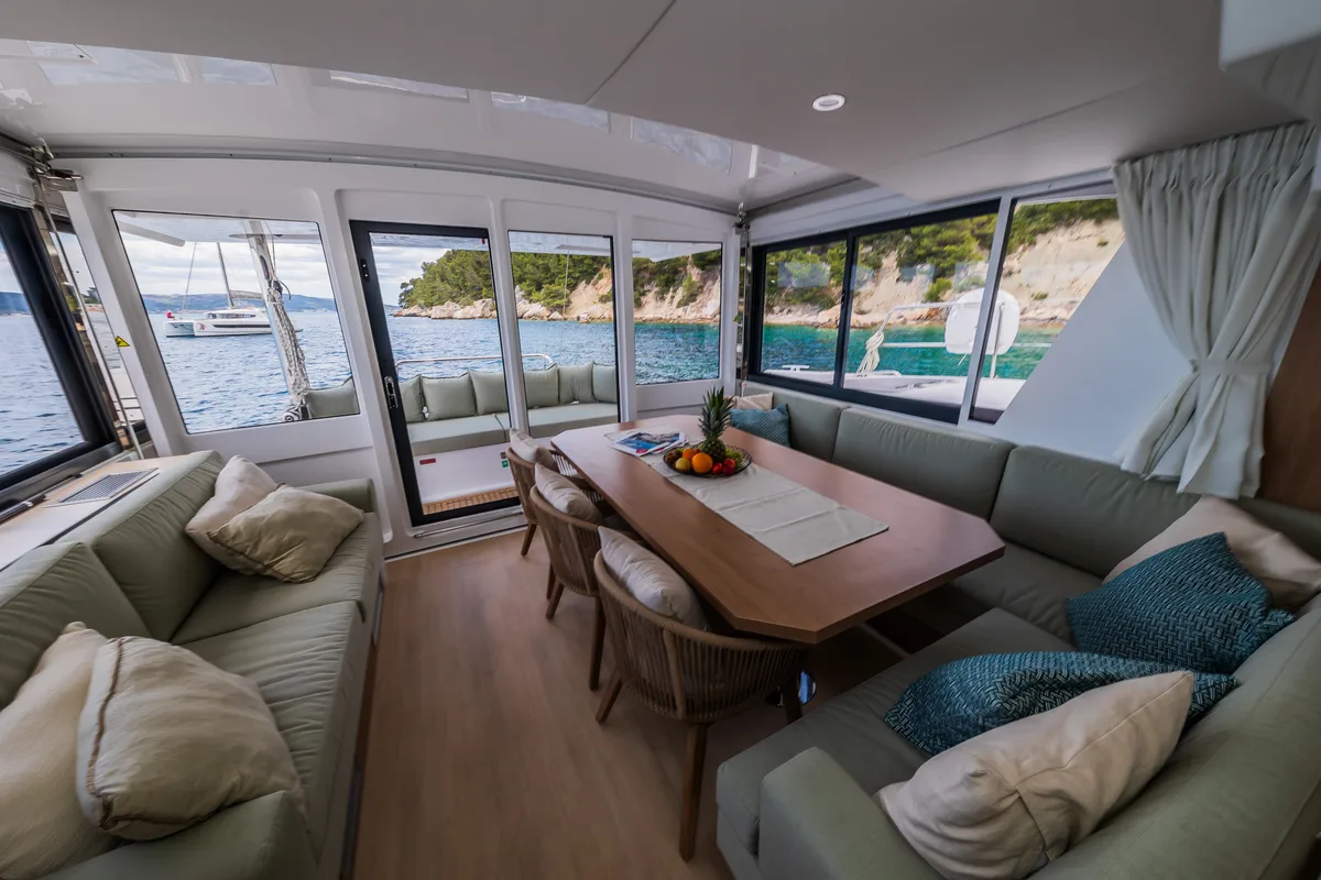 Salon of C'est la vie, a Bali 4.6 catamaran at Grad Kaštela, Croatia