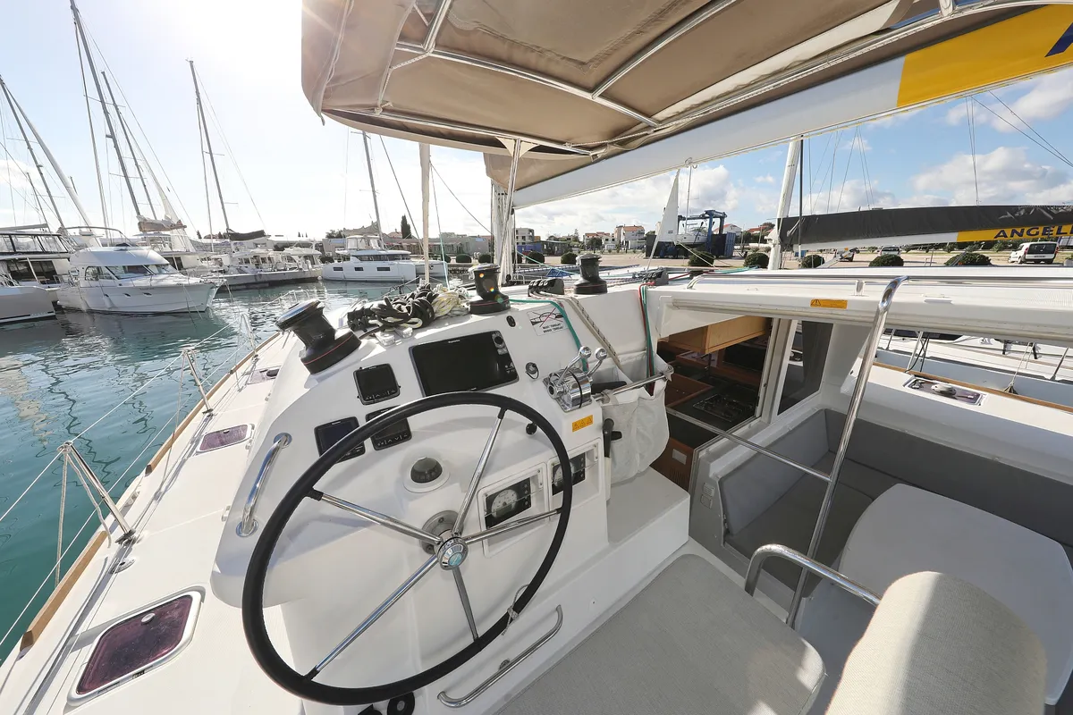Cockpit of Maja V, a Lagoon 400 S2 catamaran at Općina Sukošan, Croatia