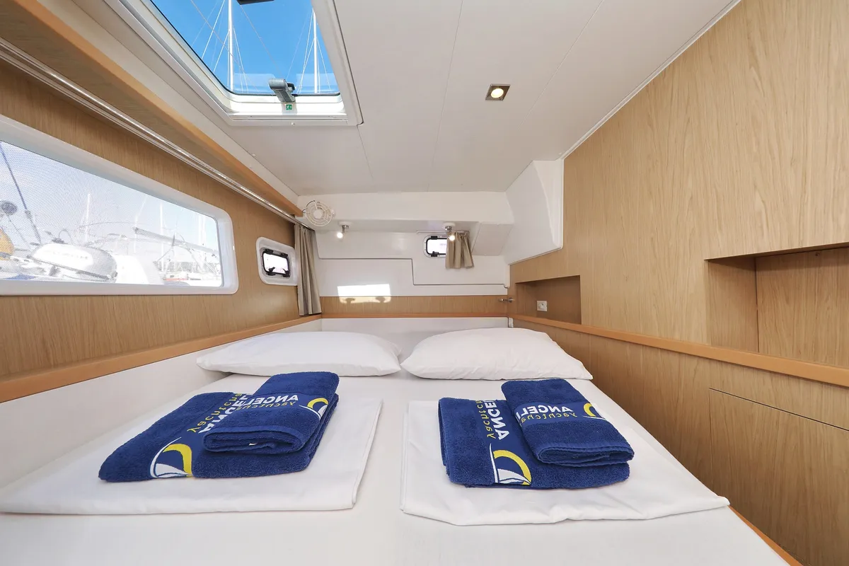 Cabin on Maja V, a Lagoon 400 S2 catamaran at Općina Sukošan, Croatia