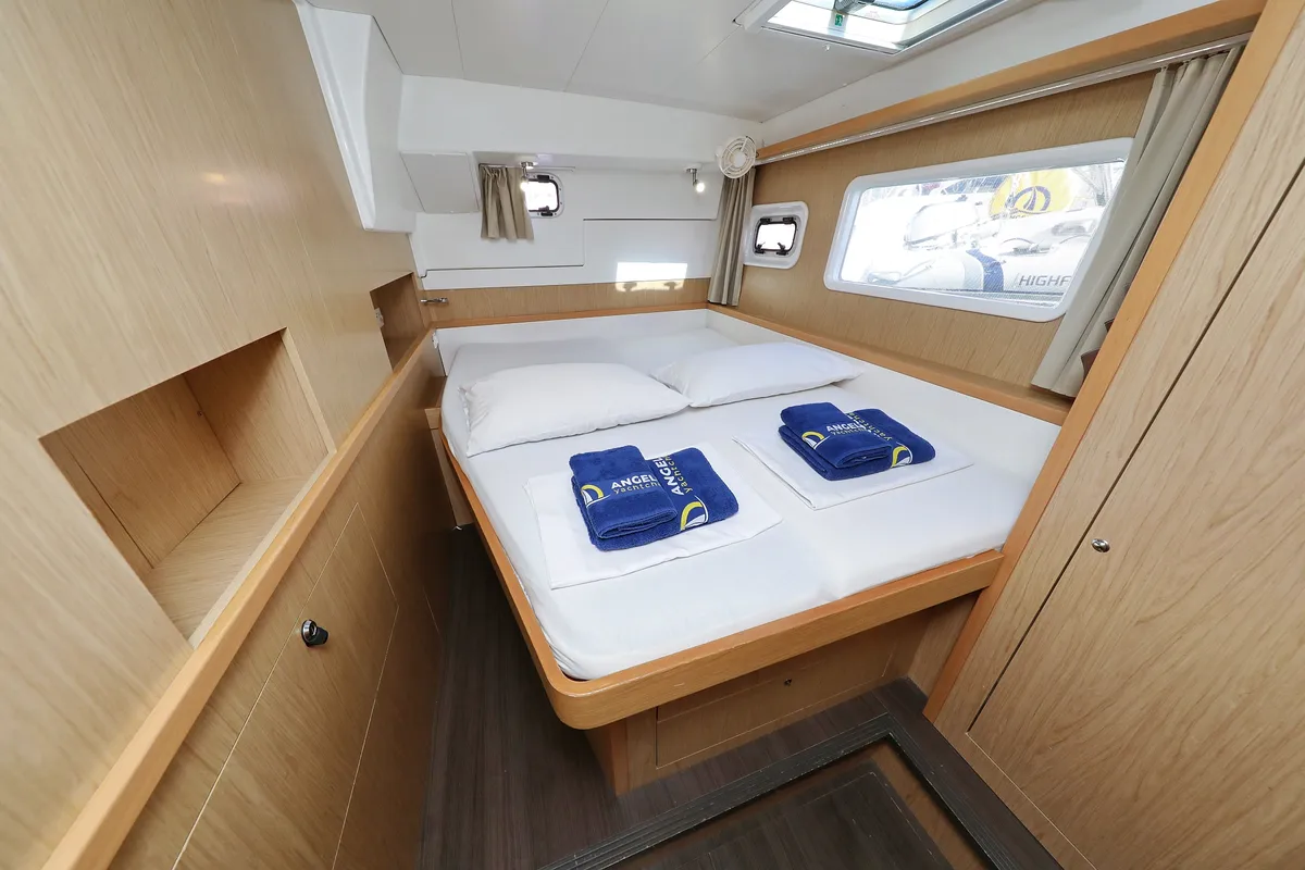 Cabin on Maja V, a Lagoon 400 S2 catamaran at Općina Sukošan, Croatia