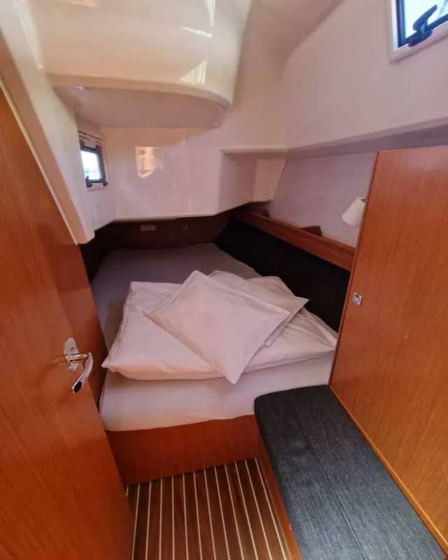 Cabin on Polo, a Bavaria Cruiser 37 sailboat at Grad Pula, Croatia