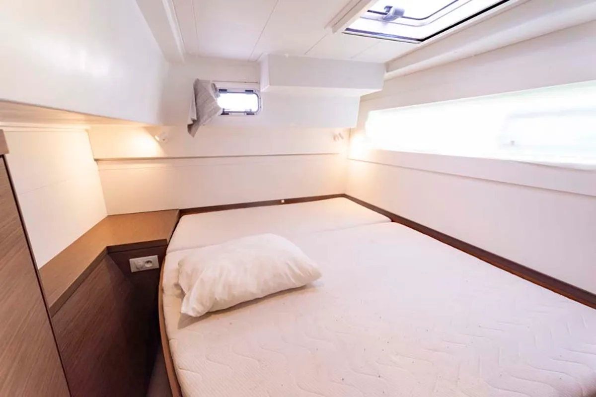 Cabin on Laurelli, a Lagoon 40 catamaran at Grand Anse, Grenada
