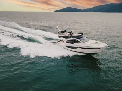 YES, a Sessa Fly 42 motorboat at Grad Šibenik, Croatia