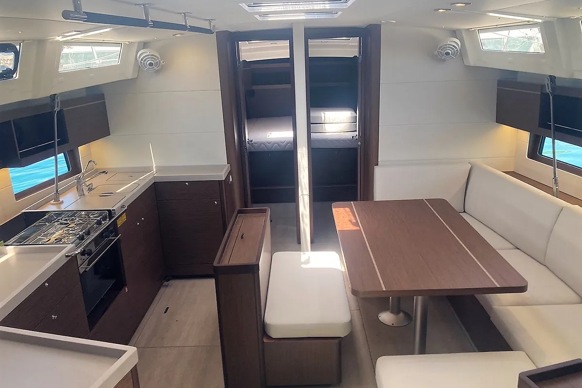 Salon of Jacob, a Beneteau Oceanis 46.1 sailboat at Athens, Greece