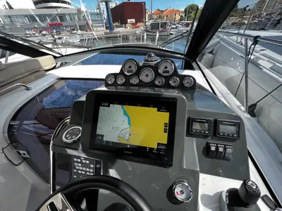 Cockpit of Rio, a Bavaria 33 Sport HT motorboat at Grad Pula, Croatia