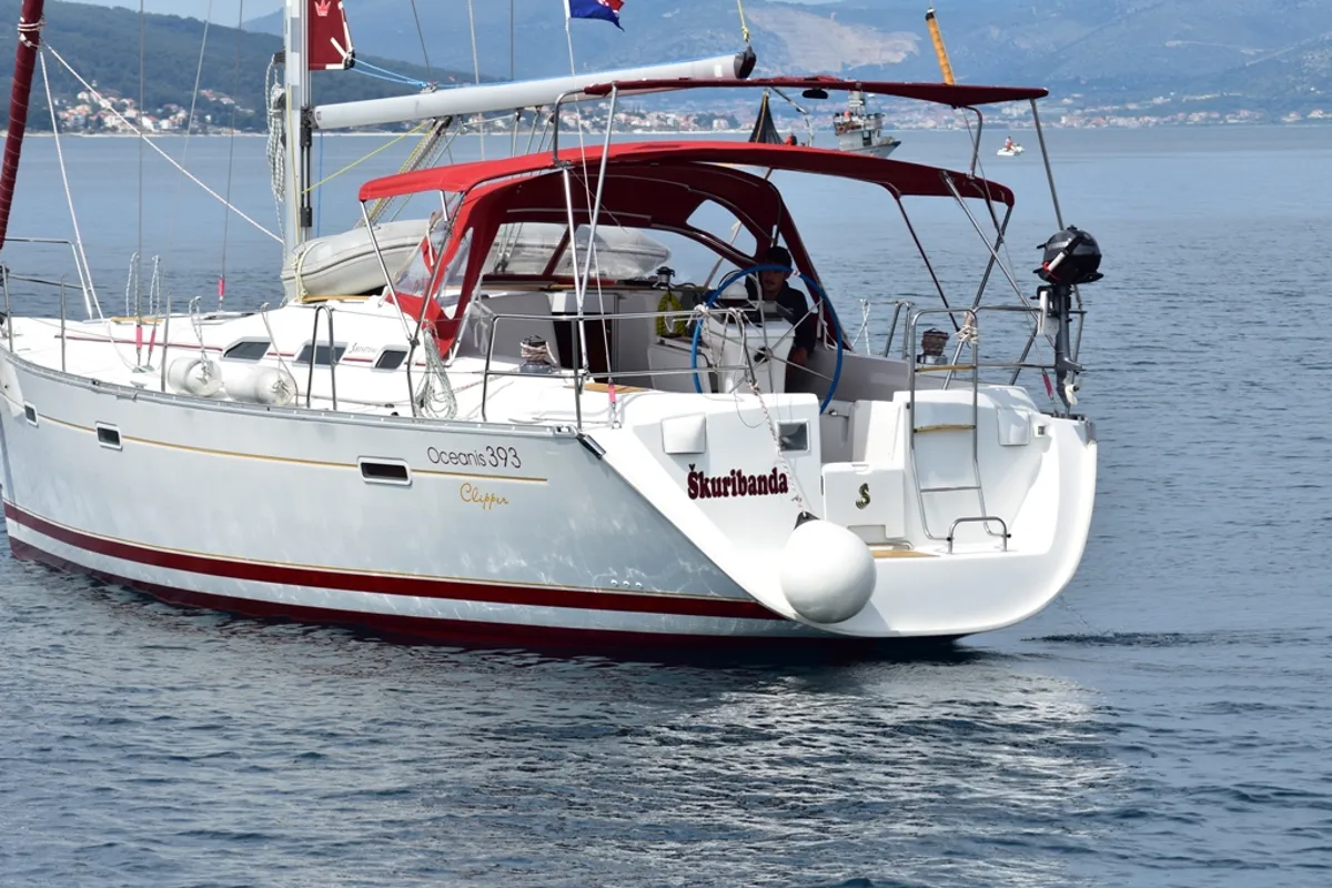 Exterior view of Škuribanda, a Beneteau Oceanis 393 sailboat at Split, Croatia