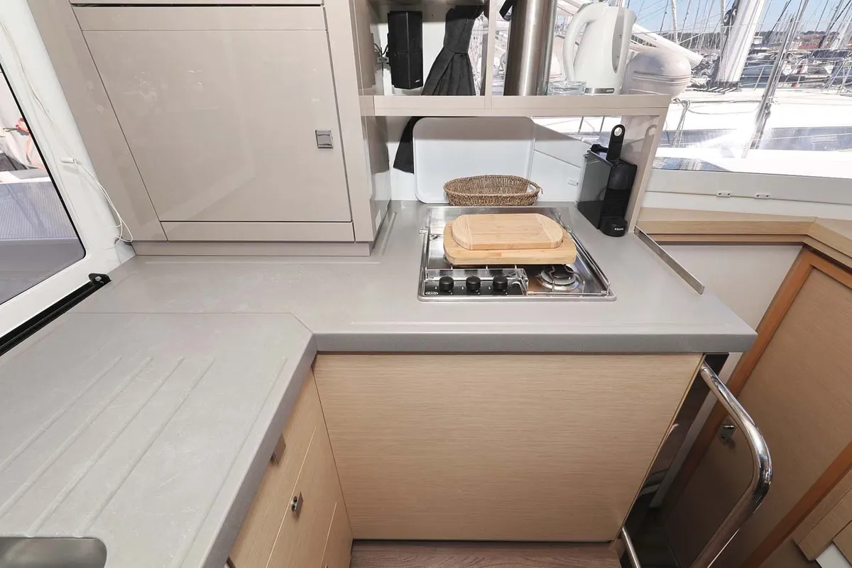 Galley of Tu Tamo 2, a Fountaine Pajot Lucia 40 catamaran at Grad Pula, Croatia