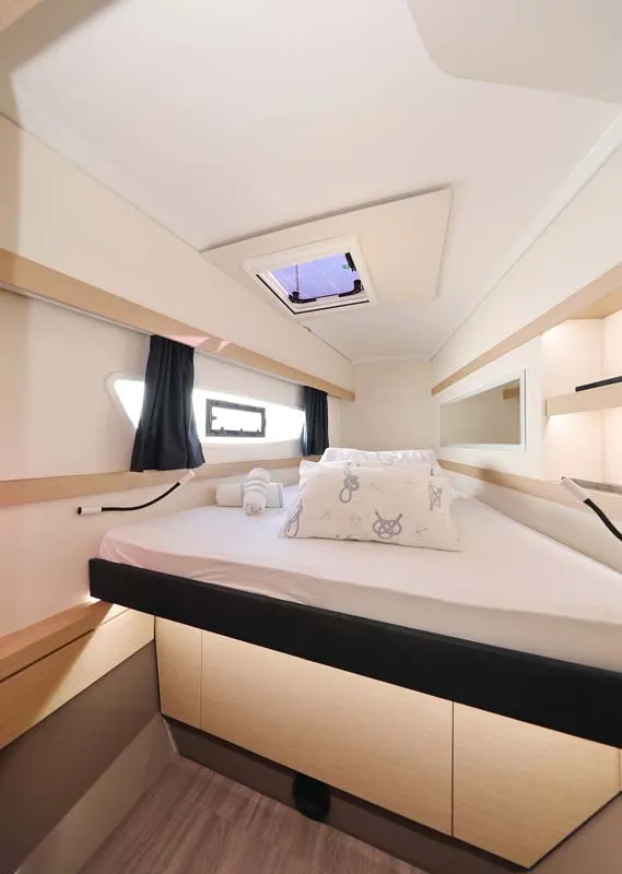 Cabin on Tu Tamo 2, a Fountaine Pajot Lucia 40 catamaran at Grad Pula, Croatia