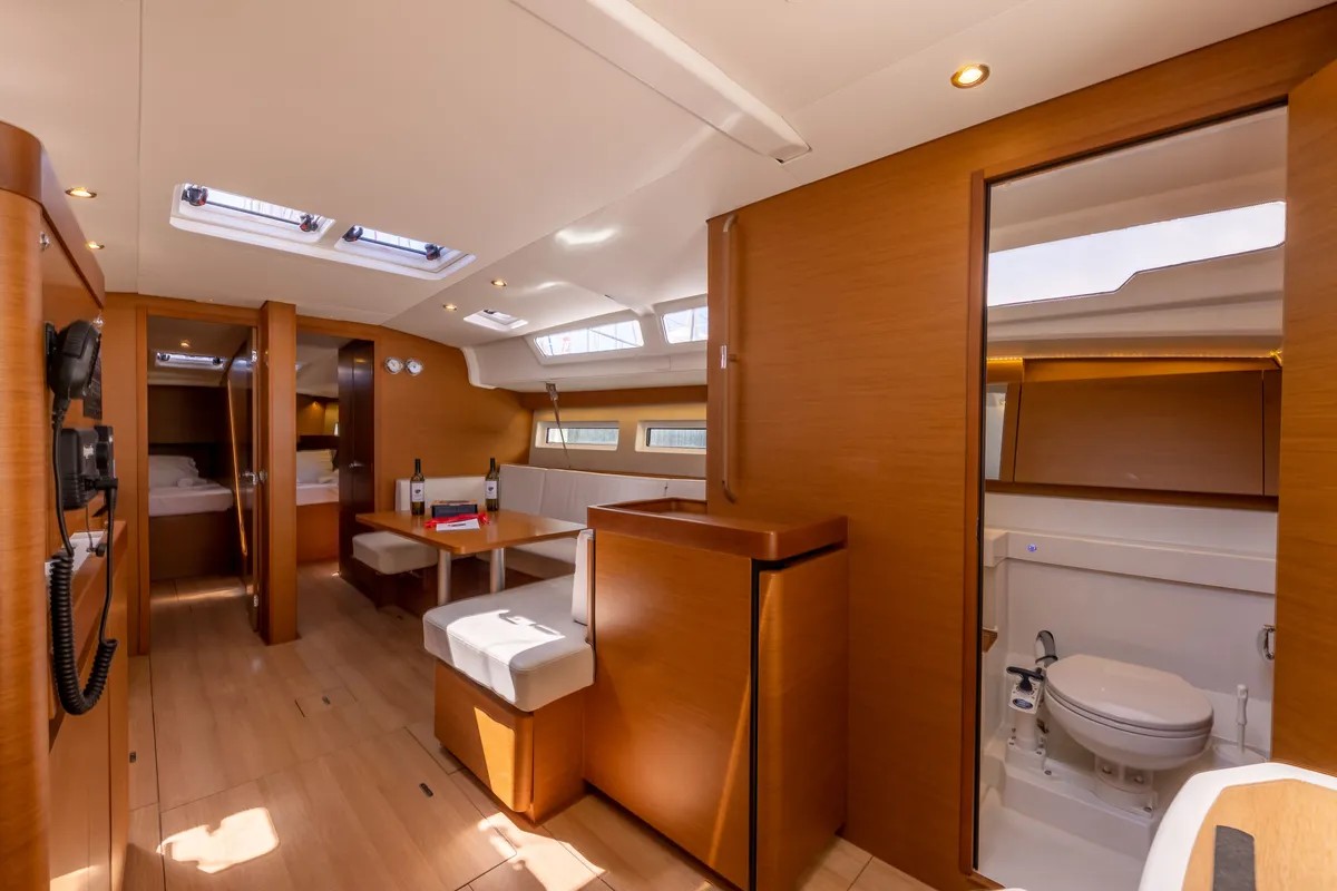 Salon of Mare Mia, a Jeanneau Sun Odyssey 490 sailboat at Marpissa, Greece