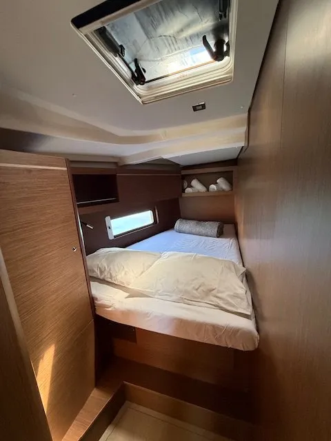 Cabin on Cookie, a Beneteau Oceanis 46.1 sailboat at Preveza, Greece