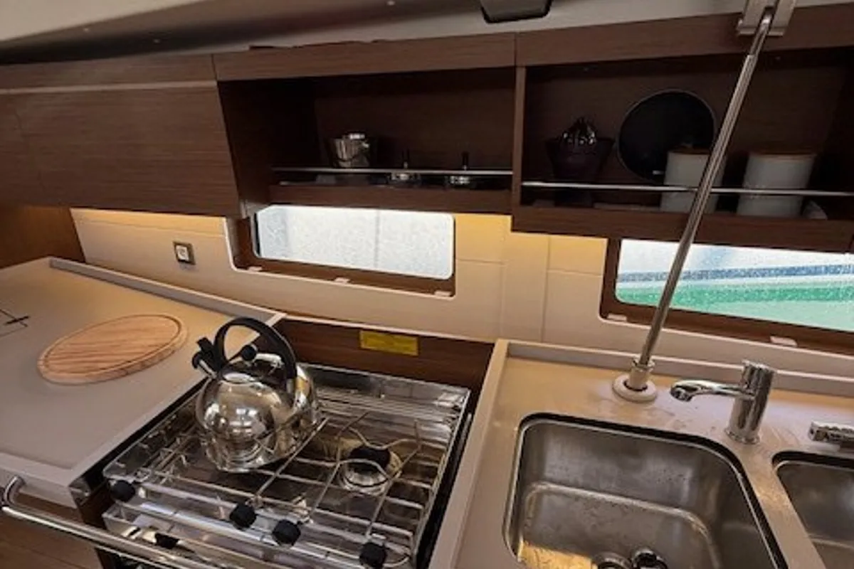 Galley of Cookie, a Beneteau Oceanis 46.1 sailboat at Preveza, Greece