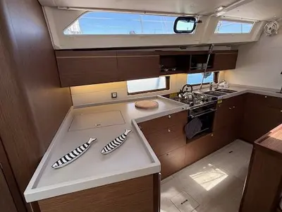 Galley of Cookie, a Beneteau Oceanis 46.1 sailboat at Preveza, Greece