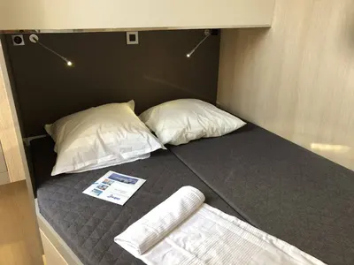 Cabin on Bali 5.4 - 6 + 2 cab., a catamaran at Lefkada, Greece