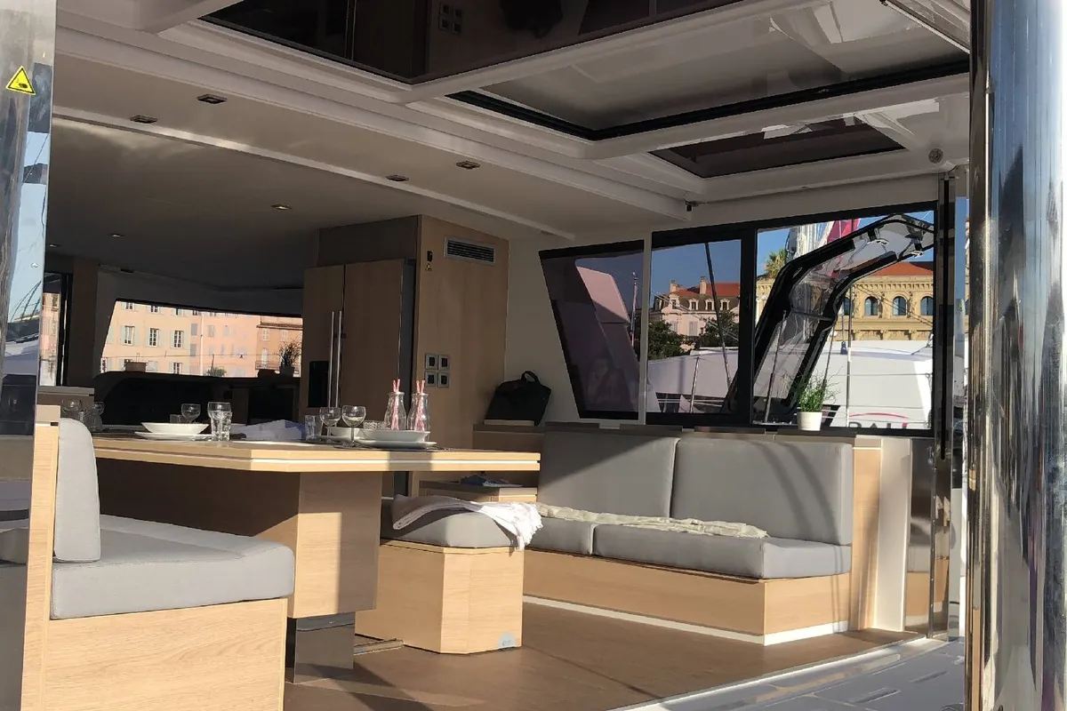 Salon of Bali 5.4 - 6 + 2 cab., a catamaran at Lefkada, Greece
