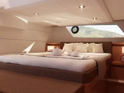 Cabin on Beni, a Prestige 450 motorboat at Giardini Naxos, Italy
