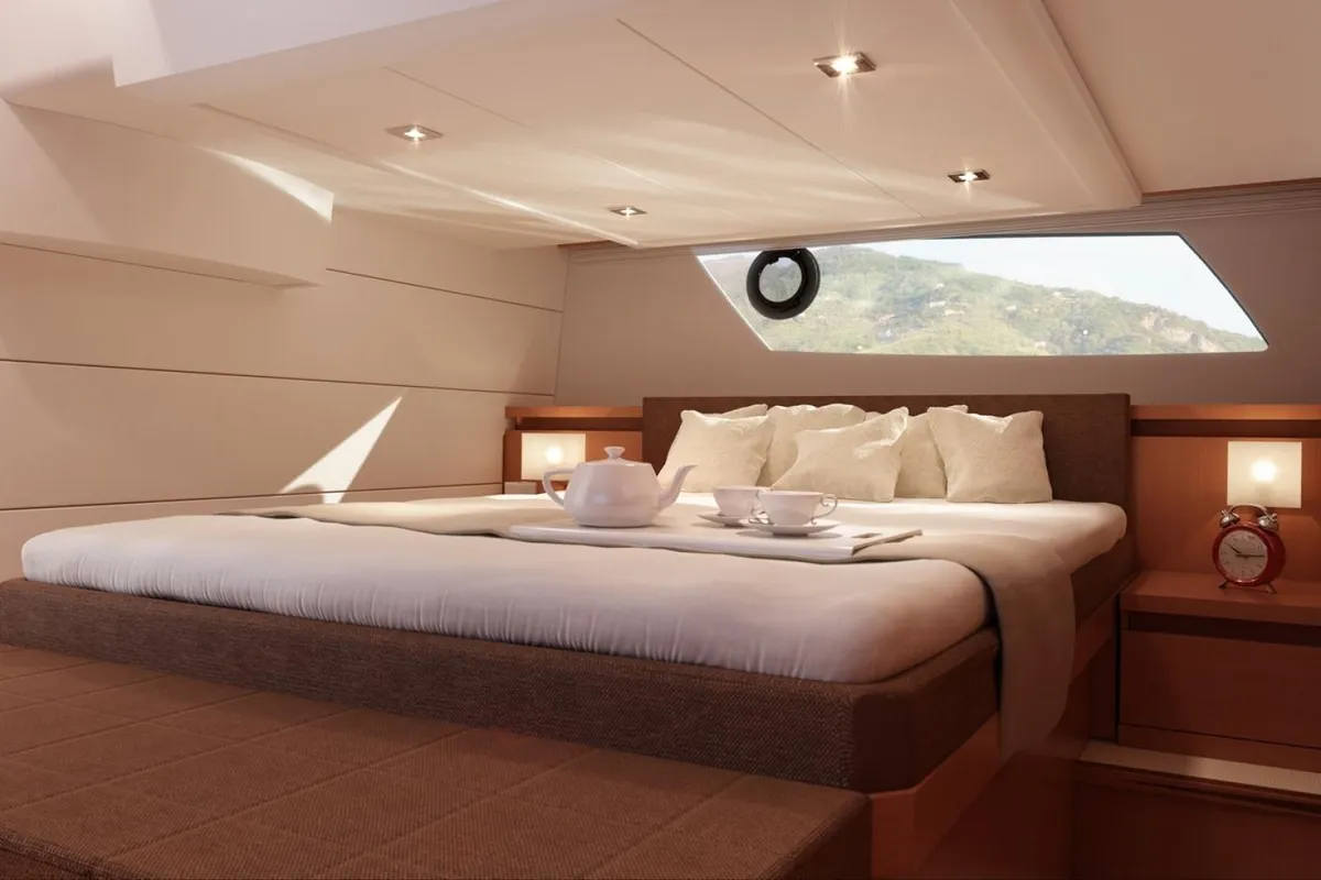 Cabin on Beni, a Prestige 450 motorboat at Giardini Naxos, Italy