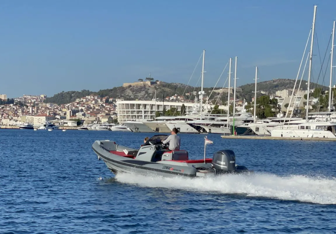 Exterior view of Adrenalina, a Lomac 750 motorboat at Šibenik, Croatia