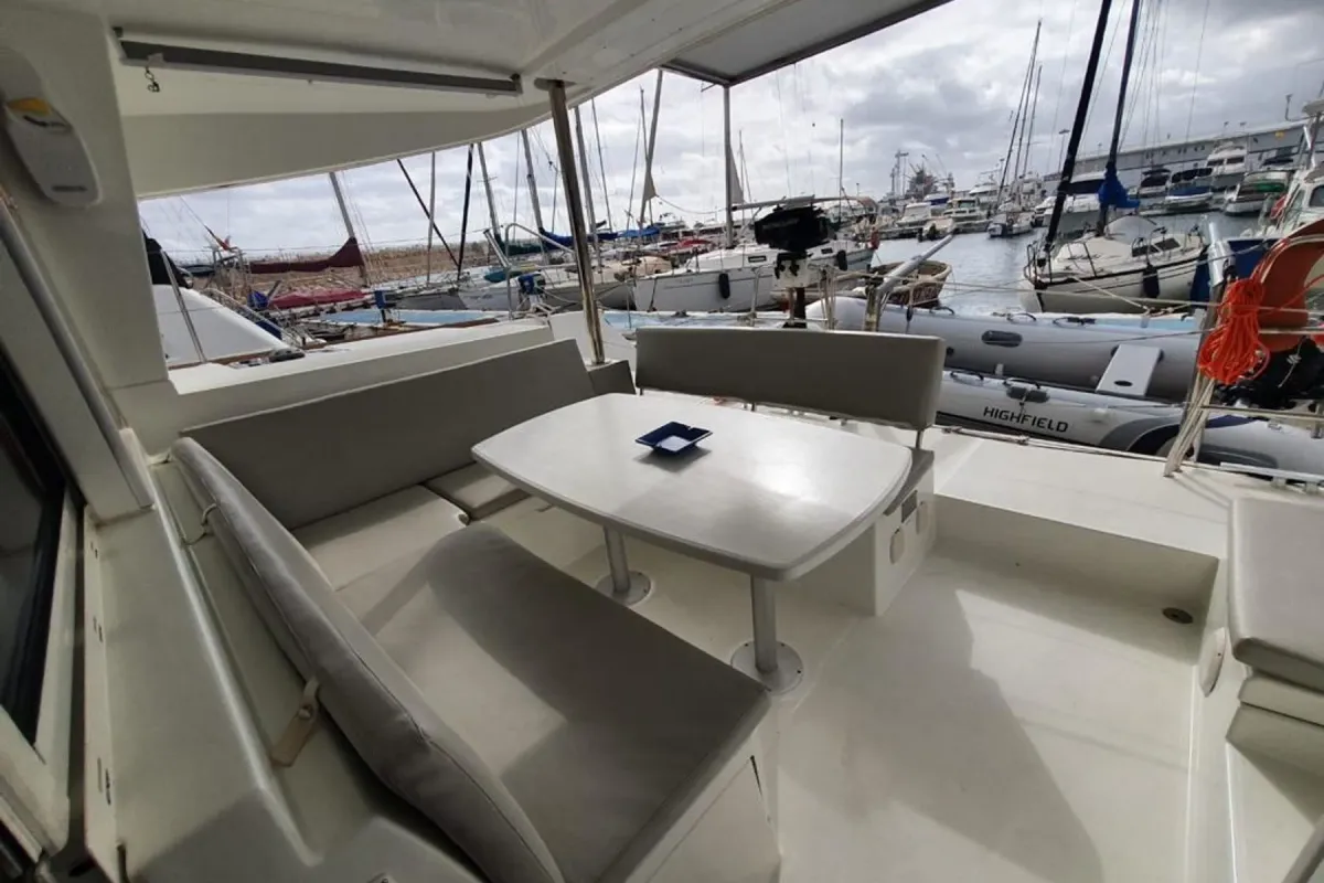 Deck of Mia, a Lagoon 400 catamaran at Valencia, Spain