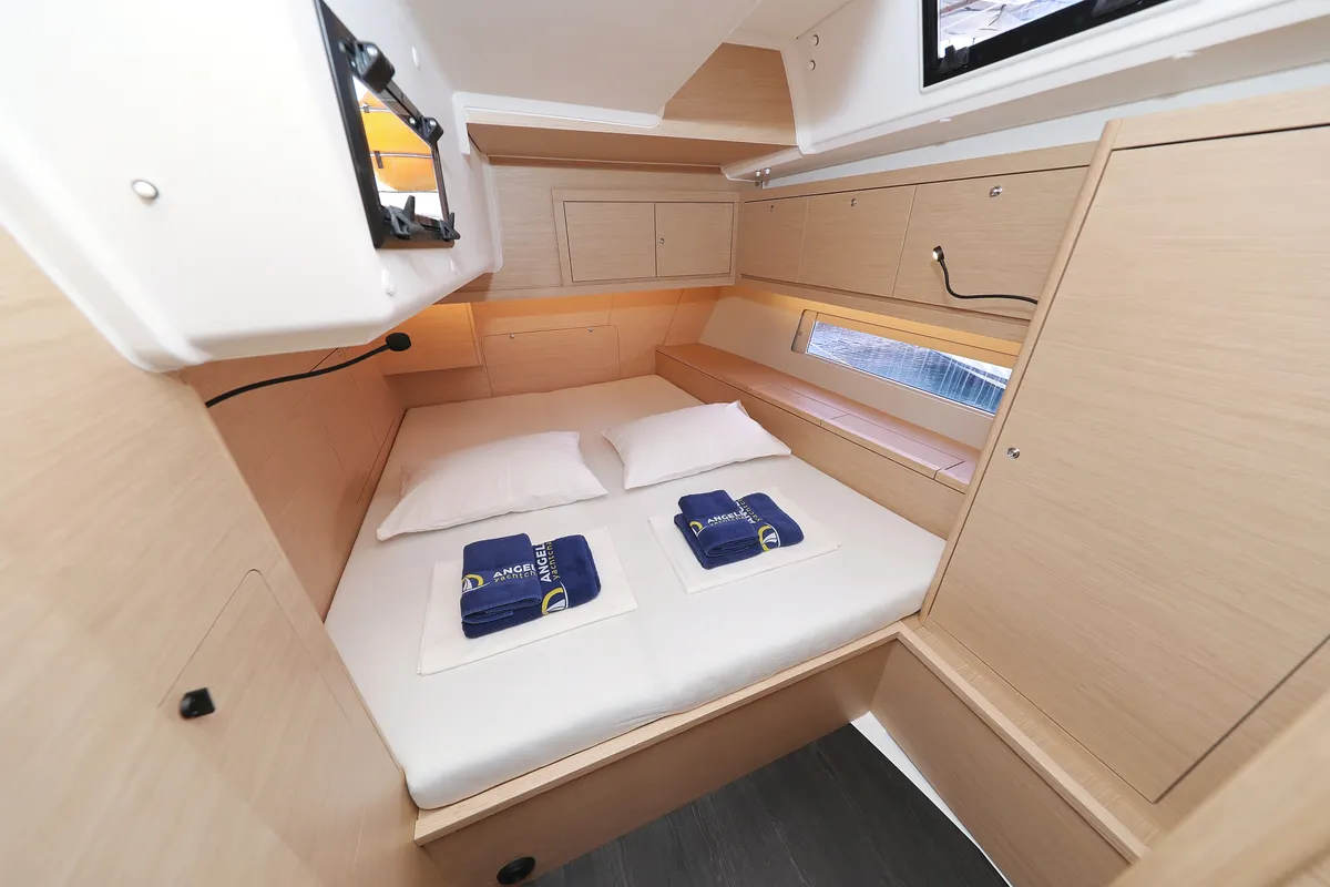 Cabin on Blue Wave, a Dufour 470 sailboat at Primošten, Croatia