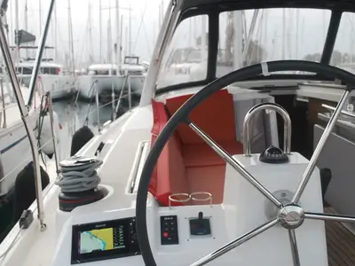 Cockpit of Alma, a Beneteau Oceanis 41.1 sailboat at Municipal Unit of Ellomenos, Greece