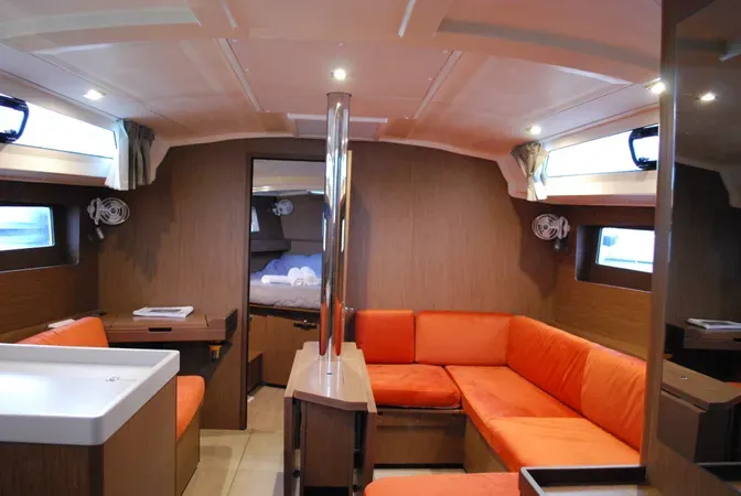 Salon of Alma, a Beneteau Oceanis 41.1 sailboat at Municipal Unit of Ellomenos, Greece