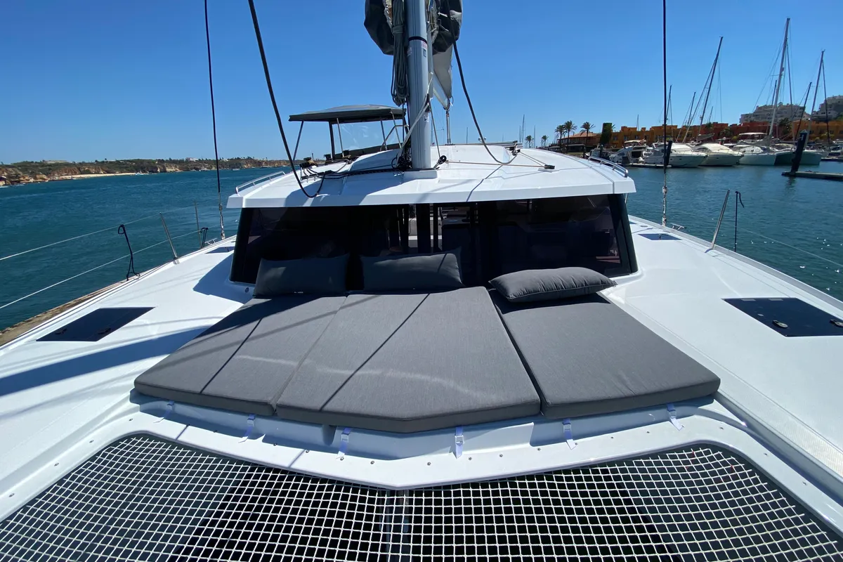 Deck of Foutaine Pajot Isla 40, a Fountaine Pajot Isla 40 catamaran at Portimão, Portugal