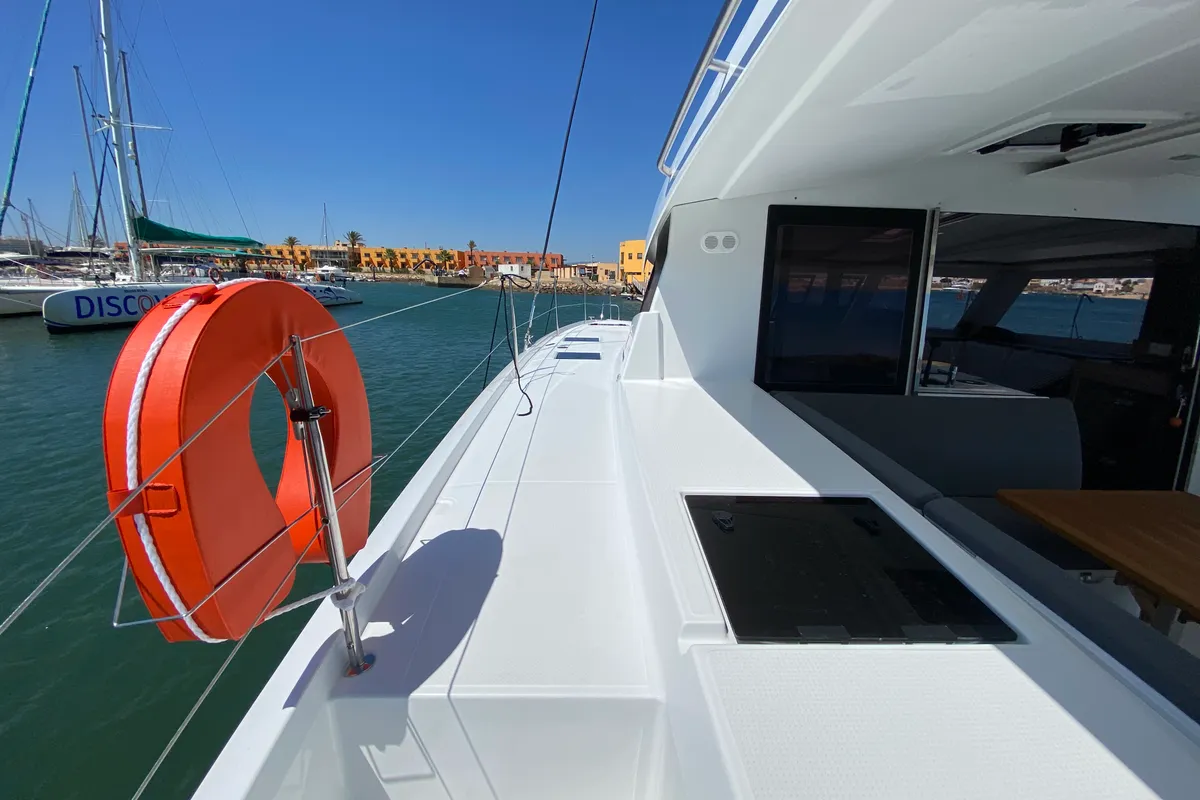 Deck of Foutaine Pajot Isla 40, a Fountaine Pajot Isla 40 catamaran at Portimão, Portugal