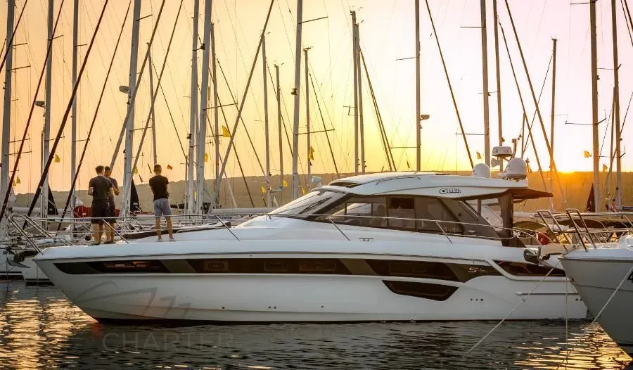 Oreo, a Bavaria S45 Coupe motor yacht at Punat, Croatia