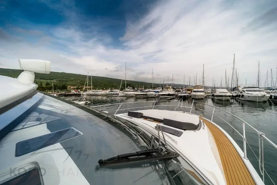 Oreo, a Bavaria S45 Coupe motor yacht at Punat, Croatia