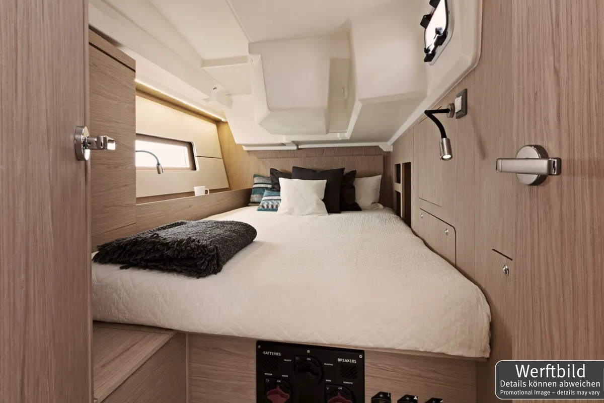 Cabin on Paula, a Beneteau Oceanis 46.1 sailboat at Palma de Mallorca, Spain