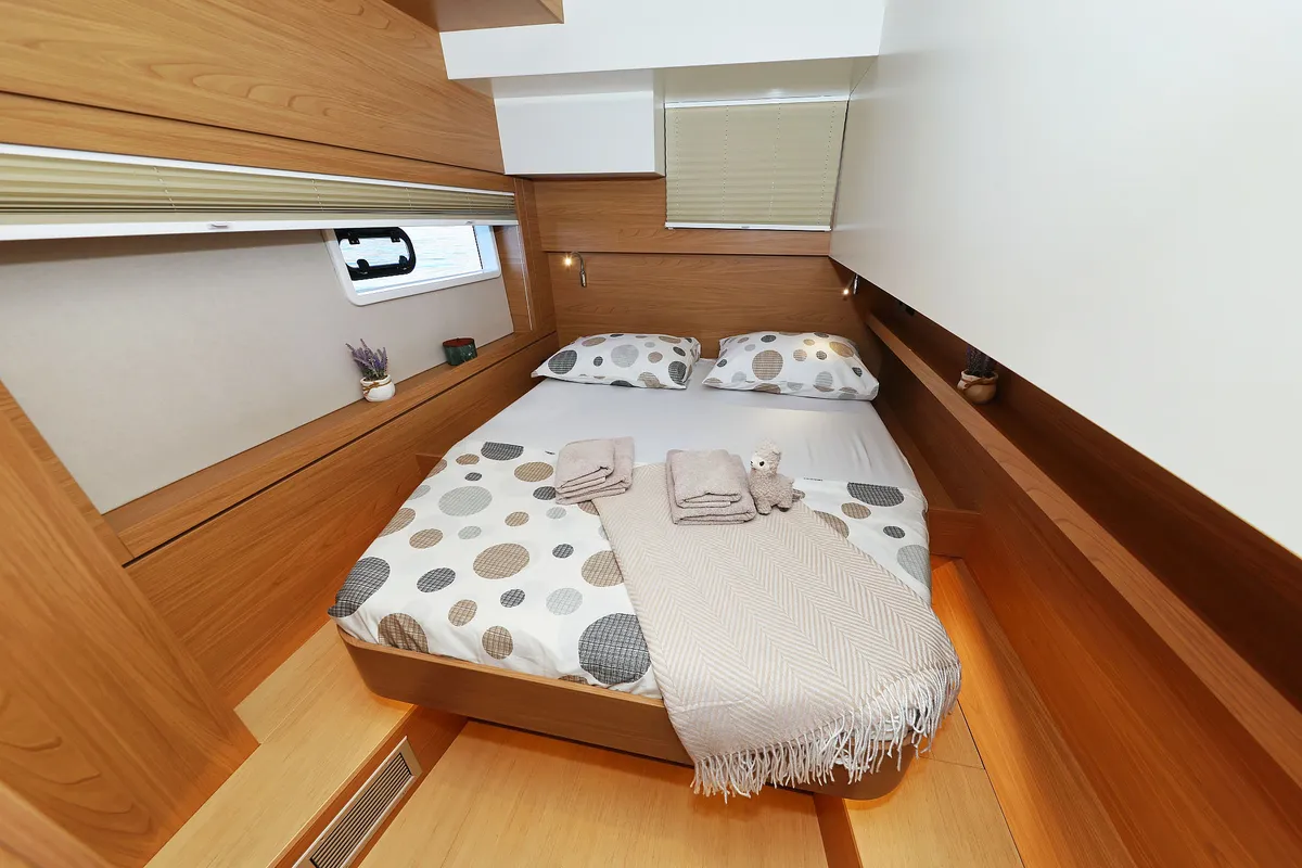Cabin on Voyager, a Bali 4.4 catamaran at Seget Donji, Croatia
