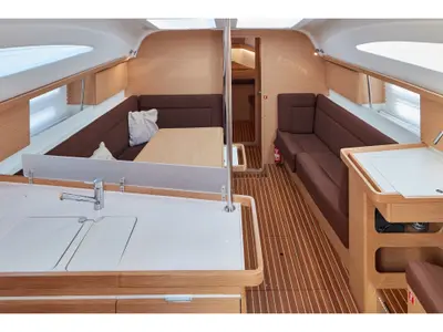 Salon of Sailway Ocho, a Elan Impression 45 sailboat at Vigo, Spain